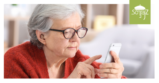 Mayores y tecnología: un cambio que acerca, conecta y estimula